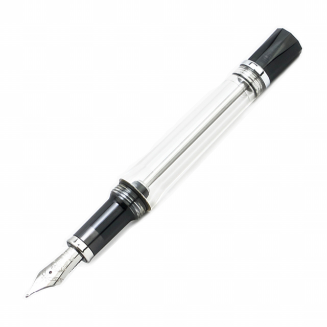 Vac 700R Stylo-plume Clear Fine dans le groupe Stylos / Stylo haute de gamme / Stylo à plume chez Pen Store (127731)