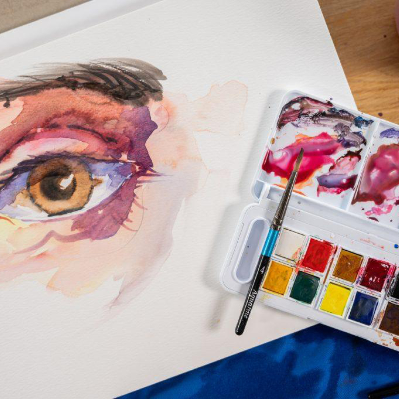 Peinture aquarelle Travel 12 demi-godets