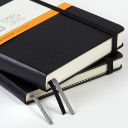 Classic Hard Cover Notebook Expanded Black dans le groupe Papiers & Blocs / Écrire et consigner / Carnets chez Pen Store (100429_r)