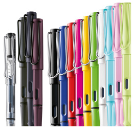 Safari Stylo-plume Blue dans le groupe Stylos / Stylo haute de gamme / Stylo à plume chez Pen Store (101906_r)