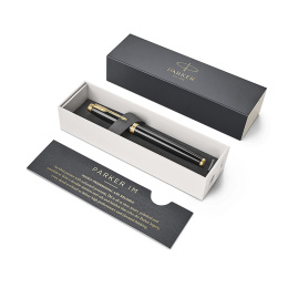 IM Black/Gold Rollerball dans le groupe Stylos / Stylo haute de gamme / Roller chez Pen Store (104671)
