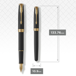 Sonnet Black/Gold Stylo-plume Medium dans le groupe Stylos / Stylo haute de gamme / Stylo à plume chez Pen Store (104695)