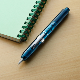 Curidas Stylo-plume Abyss Blue dans le groupe Stylos / Stylo haute de gamme / Stylo à plume chez Pen Store (111635_r)