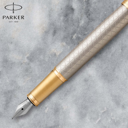 IM Premium Silver/Gold Stylo-plume dans le groupe Stylos / Stylo haute de gamme / Stylo à plume chez Pen Store (112699_r)