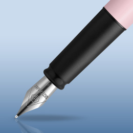 Allure Pastel Pink Stylo-plume dans le groupe Stylos / Stylo haute de gamme / Stylo à plume chez Pen Store (128036)