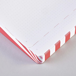 Notebook Graphic L - Fancy Fans dans le groupe Papiers & Blocs / Écrire et consigner / Carnets chez Pen Store (131770)