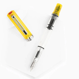 ECO Transparent Yellow Stylo-plume dans le groupe Stylos / Stylo haute de gamme / Stylo à plume chez Pen Store (131789_r)