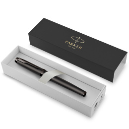 IM Monochrome Titanium Stylo-plume dans le groupe Stylos / Stylo haute de gamme / Stylo à plume chez Pen Store (131978_r)