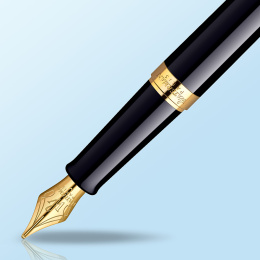 Hémisphère Black/Gold Stylo-plume dans le groupe Stylos / Stylo haute de gamme / Stylo à plume chez Pen Store (132009_r)