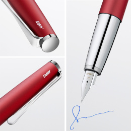 Studio Royal Red Stylo-plume dans le groupe Stylos / Stylo haute de gamme / Stylo à plume chez Pen Store (132687_r)