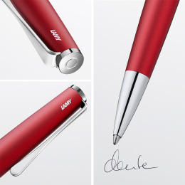 Studio Royal Red  Stylo à bille dans le groupe Stylos / Stylo haute de gamme / Stylo à bille chez Pen Store (132692)