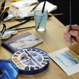 Peinture aquarelle Travel Tin 18 demi-godets dans le groupe Matériels d'artistes / Couleurs de l'artiste / Peinture aquarelle / Aquarelle en godet chez Pen Store (132937)