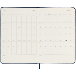 12M Daily Calendrier 2025 Hardcover Pocket Sapphire Blue dans le groupe Papiers & Blocs / Calendriers et agendas / Calendriers 12 mois chez Pen Store (133775)