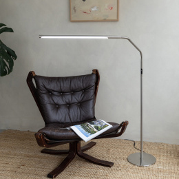 Slimline 4 Floor Lamp Brushed Steel dans le groupe Loisirs créatifs / Accessoires Hobby / L'illumination chez Pen Store (134054)