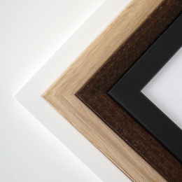 Cadre en bois blanc 24x30 cm dans le groupe Loisirs créatifs / Organiser / Cadres / Cadres blancs chez Pen Store (135095)