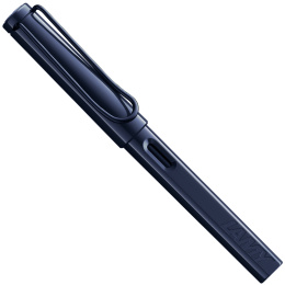 Safari Stylo-plume Dark Dusk Medium dans le groupe Stylos / Stylo haute de gamme / Stylo à plume chez Pen Store (135233)