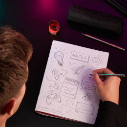Kit scolaire Norix crayons + accessoires Red dans le groupe Kids / Crayons pours les enfants / Stylos pour les enfants chez Pen Store (135512)