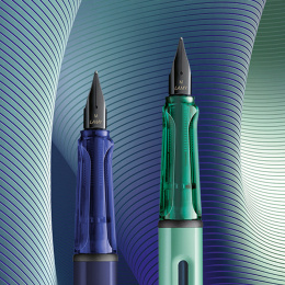 Stylo-plume Al-star Dark Dusk dans le groupe Stylos / Stylo haute de gamme / Stylo à plume chez Pen Store (135611_r)