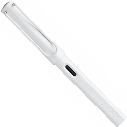 Safari All White Set Medium dans le groupe Stylos / Stylo haute de gamme / Stylo à plume chez Pen Store (135752)