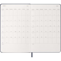 Calendrier 12M Weekly Notebook 2026 Hardcover Large Sapphire Blue dans le groupe Papiers & Blocs / Calendriers et agendas / Calendriers 12 mois chez Pen Store (136117)
