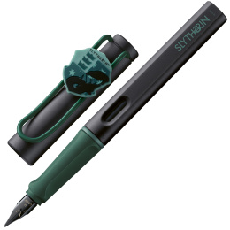 Safari Stylo-plume Slytherin dans le groupe Stylos / Stylo haute de gamme / Stylo à plume chez Pen Store (136192_r)