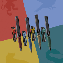 Safari Stylo-plume Set Harry Potter dans le groupe Stylos / Stylo haute de gamme / Stylo à plume chez Pen Store (136198_r)