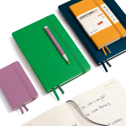 Calendrier Weekly Planner 2026 A5 Deep Sea dans le groupe Papiers & Blocs / Calendriers et agendas / Calendriers 12 mois chez Pen Store (136257)
