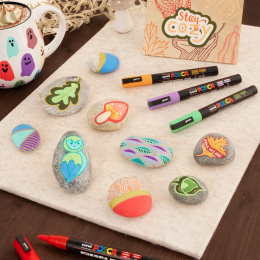 Marqueur Posca lot de 40 étui Rubbercase dans le groupe Stylos / Crayons d'artistes / Marqueurs acryliques chez Pen Store (136282) Marqueur Posca lot de 40 étui Rubbercase dans le groupe Stylos / Crayons d'artistes / Marqueurs acryliques chez Pen Store (136282)