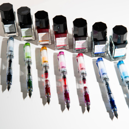 Prera Stylo-plume Noir dans le groupe Stylos / Stylo haute de gamme / Stylo à plume chez Pen Store (136338)