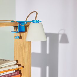 Lure Lampe à pince Metallic Blue dans le groupe Loisirs créatifs / Accessoires Hobby / L'illumination chez Pen Store (136669)