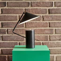 Sen Lampe de table Noir dans le groupe Loisirs créatifs / Accessoires Hobby / L'illumination chez Pen Store (136671)