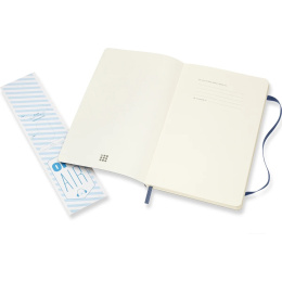 Classic Soft Cover Notebook Large Blue Dotted dans le groupe Papiers & Blocs / Écrire et consigner / Carnets chez Pen Store (136828)