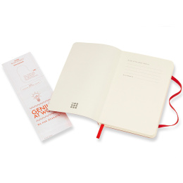 Classic Soft Cover Notebook Pocket Red dans le groupe Papiers & Blocs / Écrire et consigner / Carnets chez Pen Store (136829_r)