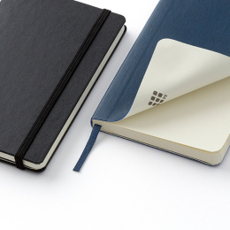 Classic Soft Cover Notebook Pocket Blue Non ligné dans le groupe Papiers & Blocs / Écrire et consigner / Carnets chez Pen Store (136832)