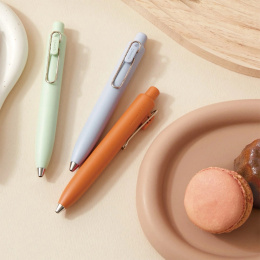 Stylo-bille One P Yogurt dans le groupe Stylos / Stylo haute de gamme / Stylo à bille chez Pen Store (137064)