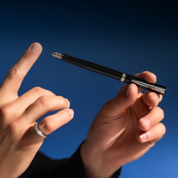 Impression Black/Palladium Stylo-plume dans le groupe Stylos / Stylo haute de gamme / Stylo à plume chez Pen Store (137389_r)