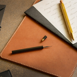 Classic Reflect Pencil lead box Black dans le groupe Matériels d'artistes / Accessoires d'artistes / Rangement chez Pen Store (137412)