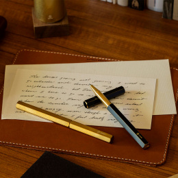 Classic Revolve Rollerball Black dans le groupe Stylos / Stylo haute de gamme / Roller chez Pen Store (137414)