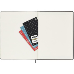 Calendrier 12M Weekly Vertical PRO 2027 Hardcover XL Black  dans le groupe Papiers & Blocs / Calendriers et agendas / Calendriers 12 mois chez Pen Store (137443)