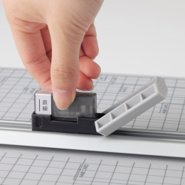 Roll et de coupe Massicot M40 Lame de remplacement Perforated dans le groupe Loisirs créatifs / Accessoires Hobby / Cisailles chez Pen Store (137916)