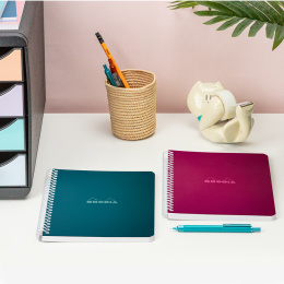 Notebook Spiral Plum A5 à lignes dans le groupe Papiers & Blocs / Écrire et consigner / Blocs-notes chez Pen Store (138116)