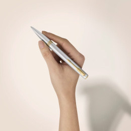 Meridian Chrome/Gold Stylo à bille dans le groupe Stylos / Stylo haute de gamme / Stylo à bille chez Pen Store (138306)